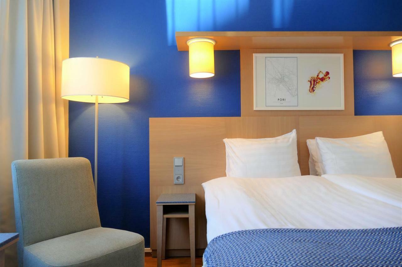 Hotel Bepop Порі Екстер'єр фото